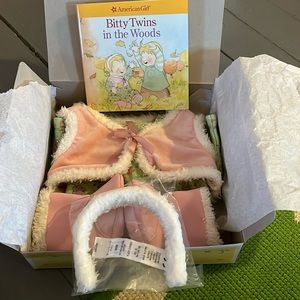 New In Box bitty twins winter flowers dress complete set